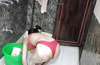 Chacha jaan ne bathroom me patak kar meri chhut maari