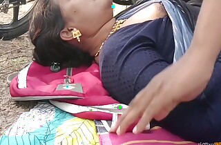 Hindi Sex - Indian Outdoor Sex At River Side Video 13 Min
