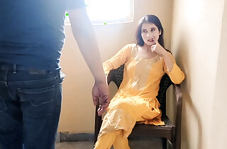 Step ne step brother ko bula kar chudbaya