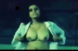 Indian Actress Rani Mukerji Denuded Broad in the beam boobs Bared in Indian Movie
