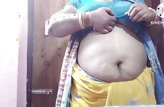 Desi aunty equally the brush big boobs to the brush boyfriend with hindi audio sex talk