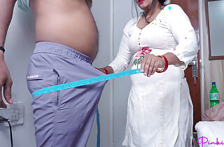 Beautiful Lady Tailor got Painful fucked by her Customer anent Doggystyle and Huge Cum load anent Big Indian Sexy Ass.