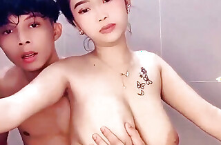 Fucking Say no to Boyfriend In The Bathroom Of The College