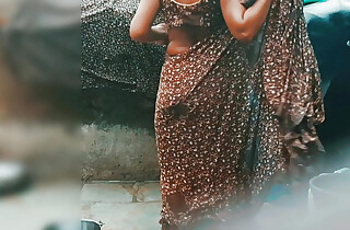 Hammer away desi sister-in-law of Hammer away village opened Hammer away muddy saree and took a tidy in Hammer away open bathroom.