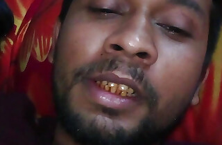 Newly married couple's cute caring husband spliced fancy viral video
