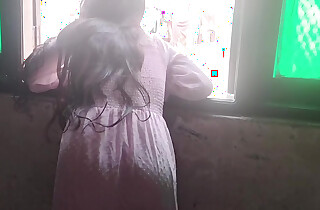 Bhabhi ko chupke se jakar land bur me daal diya