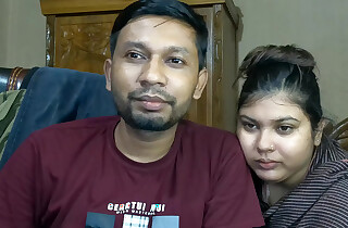 indian foreign couple youtube channel indian couple vlog channel romantic hindi couple vlog