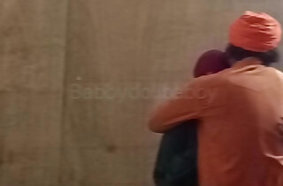 Sardarji left his elderly girlfriend at home when his wife wasn't at home.