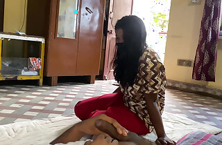 Malik fucks his maid in desi style