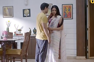 Indian Sexy Milf Erotic