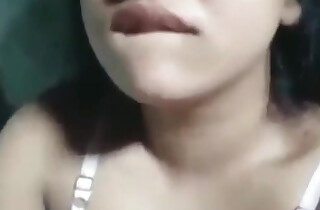 desi sexy beauty fingering with cucumber