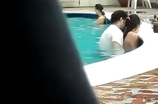 indian douctor fucking cunt in swiming pol