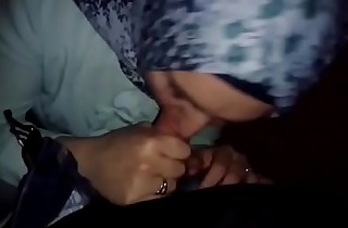 Indian Muslim girl Sucking dick and give blow job