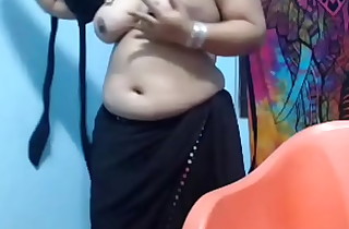 Hawt plumper bhabhi boobs