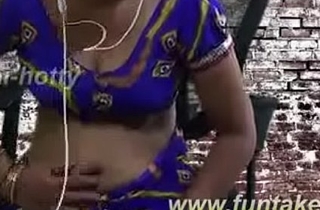 Hot fun chat with tamil aunty