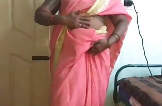 Horny Desi Indian Full-grown Aunty Copulation