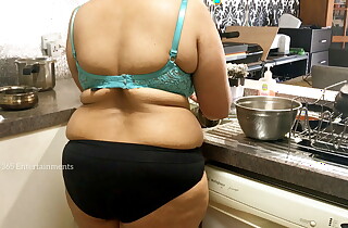 Big boobs Bhabhi in the Kitchen wearing panties and brassiere