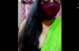 Desi Indian aunty with a sexy become visible