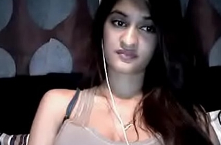 hot indian girl showing boobs on web camera