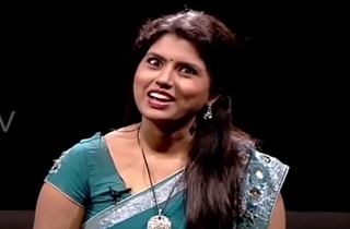VID-20140207-PV0002-Chennai (IT) Tamil 25 yrs old unmarried beautiful and hot TV anchor Ms. Girija Sree (FM size # 38B-30-34) speaking sexily with sexologist to 28 yrs old Madurai Kannan less Captian TV &lsquo_Andharangam&rsquo_ show sex video-2