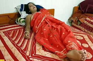 Indian beautiful bhabhi hardcore dealings with local thief at night!!