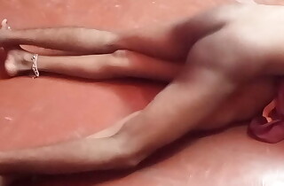 Devar fucks sexy bhabhi with grease someone's palm
