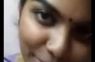 VID-20160417-PV0001-Thozhupedu (IT) Tamil 25 yrs old unmarried beautiful, hot and sexy girl Ms. Nithya Devi showing her confidential to her lover Kannan via MMS sex porn video