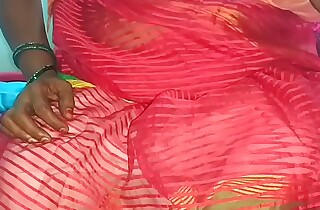 Tamil aunty telugu aunty kannada aunty malayalam aunty Kerala aunty hindi bhabhi horny desi north indian south indian  vanitha wearing saree instructor teacher showing big boobs and shaved cunt press hard boobs scraping