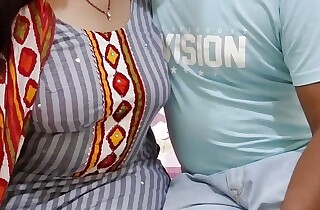 A desi wife seduces her show one's age to fuck plus fill her holes with cum