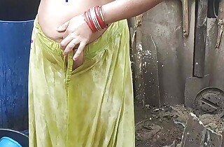 Anita yadav bathing outside of experimental look