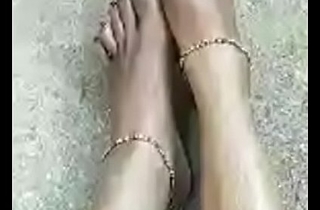 Tamil Young Married Wife Show her Sexy Legs