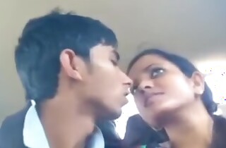 Leaked Video Of Sexy Bengali Girlfriend Kissing And Fucking With Bf