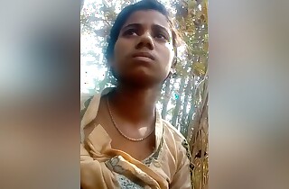 Today Exclusive- Super Hot Desi Village Girl Ridding Lover Dick