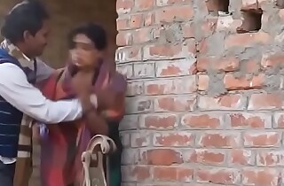 desimasala porn video -Shy village aunty issue encircling her neighbour