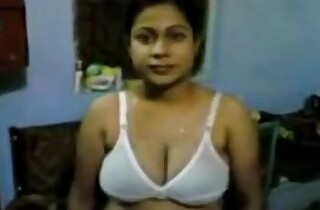 Bangladeshi Bhabhi down Her Lover P1