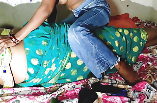 Several Desi Indian Bhabhi Cocumber Sex On camera Do Bahno ne kiya  kheere sex camera ka samne