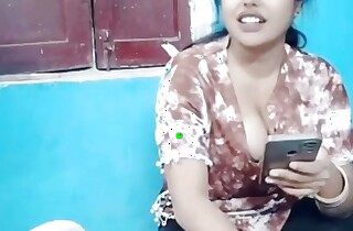 hindi audio I am a dilivery young man i shot at go a girl Home this babe is suggested me big boobs xxx soniya bhabi
