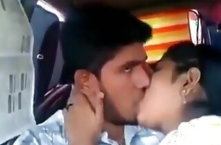 Tamil Lovers Giving a kiss In Wheels And Having Sex