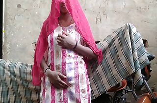 The sister-in-law who was sweeping was fucked a lot away from opening her salwar