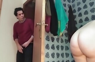 I Catch My Stepsister Naked Adjacent to The Shower And She Invites Me To Fuck