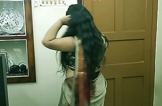 Indian hardcore sexy Mummy Bhabhi shut mating adjacent to nephew!! Real Homemade mating