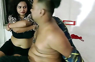 Indian Sexy college girl one-night full sex 15k rupee! Sexy XXX sex