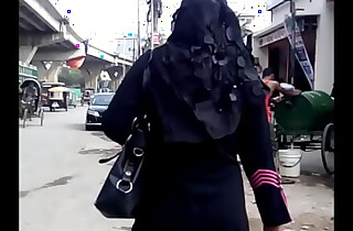 Bangladeshi Milf Spoils in Hijab