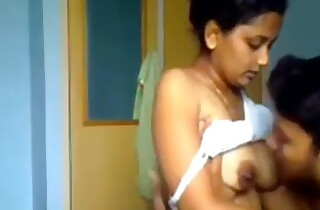 Sexy Indian Bhabhi Home Mating With College Guy Be required of Rent Emphatic
