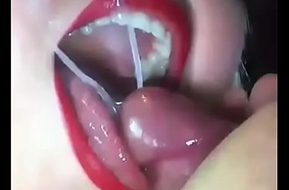 Very hot spunk in mouth