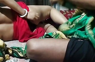 Wife sex in untried saree beside Hushband affiliate in night
