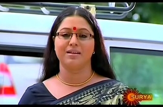 Mallu Serial Get up to Lakshmi Priya Navel Look over Saree