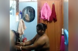 Exclusive- Fat Boob Desi Bhabhi Bathing Video Record Away from Hidden Cam