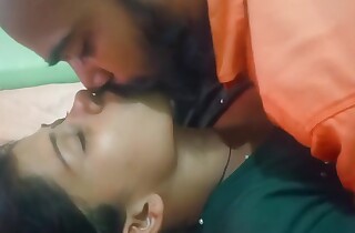 Romantic Hot Kissing Sex Sauteli Bahan Ke Sath Indian Desi Sex
