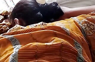 New Desi Hot beautiful bhabhi cheating on husband, Indian bhabhi hard xxx sex surrounding devar - obvious hindi audio
